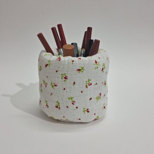 استند میکاپ سبک گلگلی